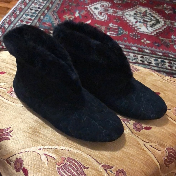 dearfoam black bootie slippers